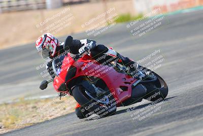 media/Oct-15-2022-TrackXperience (Sat) [[8f70b8b0be]]/Group 2/session 3 turn 4/